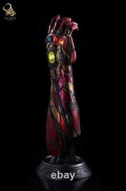 Avengers Signed Robert Downey Jr Iron Man Gauntlet Taurus EFX Beckett Endgame