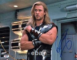 Chris Hemsworth Avengers Endgame Autographed Signed 11x14 Photo PSA/DNA COA
