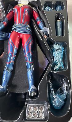 Hot Toys Avengers Endgame Captain Marvel MMS575 1/6 Scale Collectible Figure