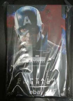 Hot Toys Captain America Avengers/Endgames Movie Masterpiece 1/6