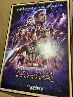 AFFICHE DE FILM THÉÂTRE ORIGINALE AVENGERS ENDGAME 27x40 AVEC CERTIFICAT D'AUTHENTICITÉ (SANS CADRE)