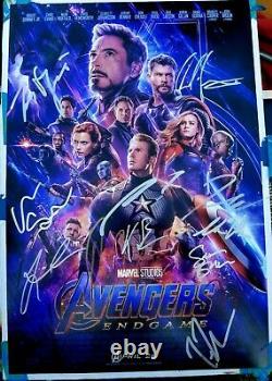 Avengers Endgame Cast (x13) Signé À La Main Chris Hemsworth 12x18 Photo