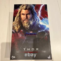 Chef-d'œuvre cinématographique Avengers Endgame Figurine Thor à l'échelle 1/6