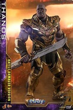 Chef-d'œuvre cinématographique Avengers : Endgame, figurine d'action Thanos endommagé lors de la bataille, de la marque Hot Toys.