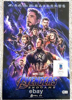 Don Cheadle a signé Avengers Endgame 12x18 affiche de film photo de War Machine Bas