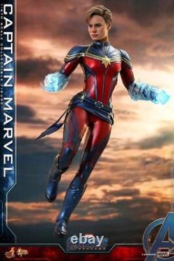 Figurine Captain Marvel Avengers/Endgame de Hot Toys Movie Masterpiece en bleu MM 575.