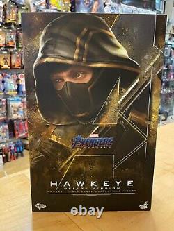 Figurine d'action de collection Avengers Endgame Hawkeye en version Deluxe à l'échelle 1:6