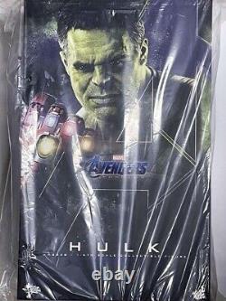 Hot Toys Marvel Avengers Endgame MMS558 Figurine à l'échelle 1/6 de Hulk avec effets lumineux