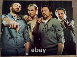 Photo signée du casting d'Avengers (4) 8,5x11 avec COA, MCU, Marvel, Avengers Endgame